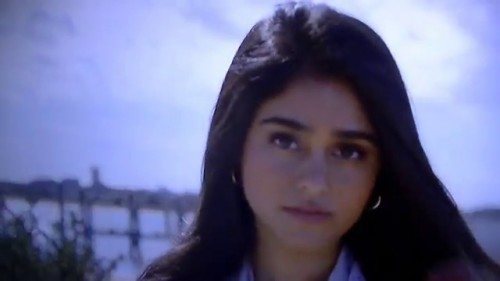 Indian American Sonika Vaid with ‘Voice from God’ advances to top 10 of American Idol