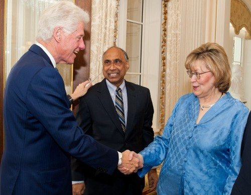 It is in best interest of Indian Americans to vote for Clinton: ‘Hillblazer’ Frank Islam