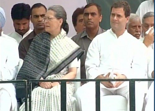 Save Democracy March: Sonia, Manmohan, Rahul arrested, released