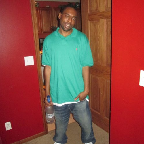 Woman livestreams dying moments of boyfriend just after he was shot by police