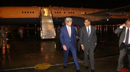 Heavy rains lash Delhi, VVIP John Kerry too stuck in a traffic jam due to water logging