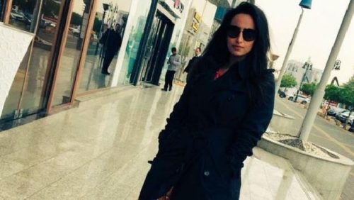 Saudi woman arrested for posting photo without hijab on Twitter