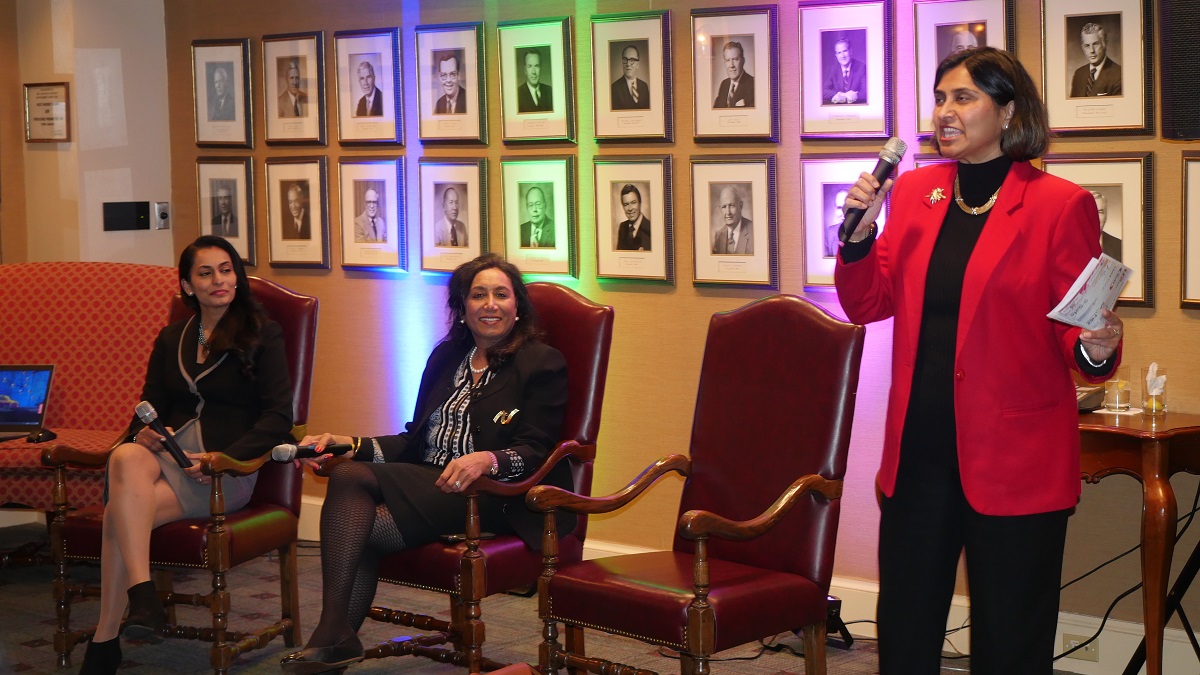 Sheela Murthy (left), President of the Washington, DC, chapter of The Indus Entrepreneurs (TiE DC), speaking at a mentoring session hosted by TiE DC at the American Bazaar Women Entrepreneurs and Leaders Gala in Bethesda, MD, on November 16, 2018. Also seen are Smita Siddhanti, TiE DC President-elect and President & CEO of EnDyna, and Kay Ramesh, President and CEO of CTEC.