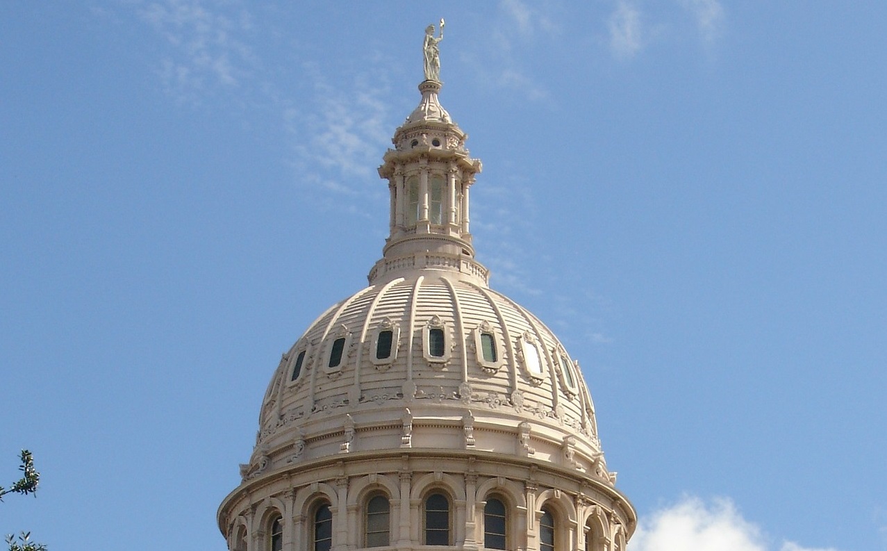 US judge halts Texas law requiring app store age verification